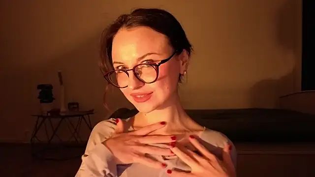 Snapshot of Satin_Sin chatting on 05-14-26, 07:42 Satin Sin online show from 05-14-26, 07:42