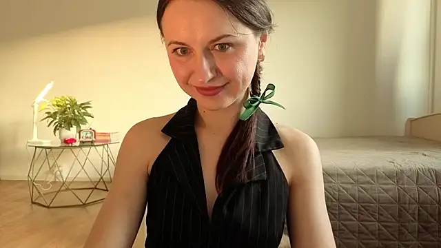 Snapshot of Satin_Sin chatting on 05-24-26, 06:13 Satin Sin online show from 05-24-26, 06:13