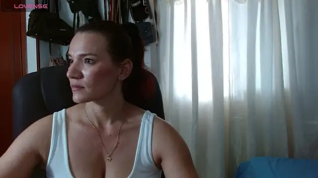 Scarlett 3X online show from 02-06-26, 09:29