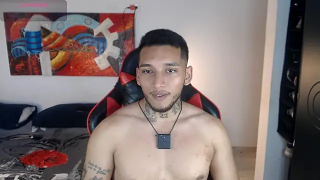 Snapshot of EvanVelvet chatting on 02-20-26, 11:05 EvanVelvet online show from 02-20-26, 11:05