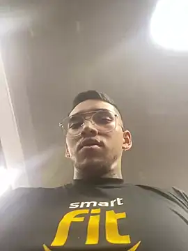 Snapshot of EvanVelvet chatting on 03-13-26, 06:25 EvanVelvet online show from 03-13-26, 06:25