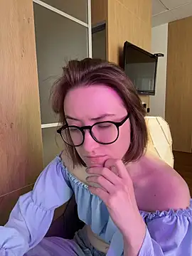 Snapshot of Persephone_Kore chatting on 05-07-26, 04:12 Persephone Kore online show from 05-07-26, 04:12