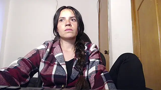 Shanel Lozano online show from 04-14-26, 10:27