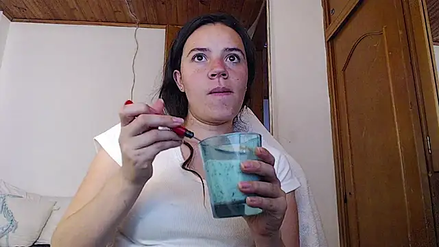 Shanel Lozano online show from 05-14-26, 10:05