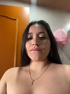Veronica Wins  online show from 05-13-26, 06:38