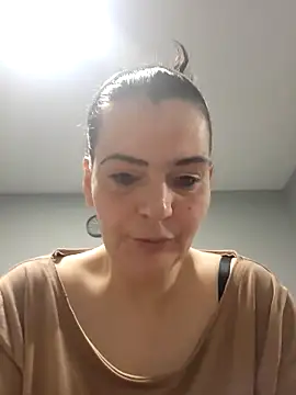 Snapshot of roksa2026 chatting on 04-24-26, 07:55 roksa2026 online show from 04-24-26, 07:55