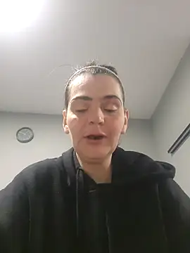 Snapshot of roksa2026 chatting on 04-28-26, 08:08 roksa2026 online show from 04-28-26, 08:08