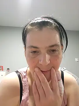 Snapshot of roksa2026 chatting on 04-30-26, 06:47 roksa2026 online show from 04-30-26, 06:47