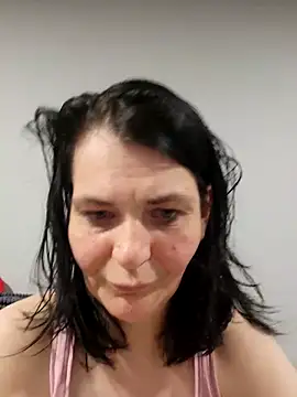 Snapshot of roksa2026 chatting on 05-03-26, 08:15 roksa2026 online show from 05-03-26, 08:15