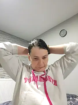 Snapshot of roksa2026 chatting on 05-07-26, 06:52 roksa2026 online show from 05-07-26, 06:52