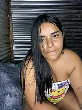 Snapshot of Isabel_3 chatting on 01-17-26, 05:23 Isabel 3 online show from 01-17-26, 05:23