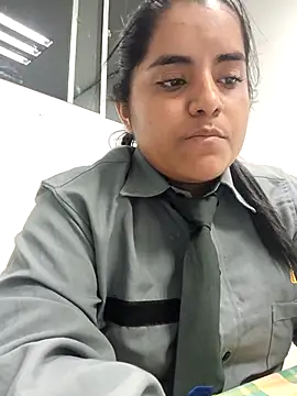 Snapshot of Isabel_3 chatting on 02-11-26, 03:22 Isabel 3 online show from 02-11-26, 03:22