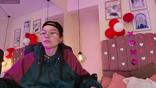 Snapshot of Hanabie_ chatting on 02-17-26, 03:14 Hanabie online show from 02-17-26, 03:14