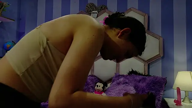 yvi taylor online show from 04-18-26, 12:53