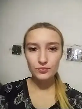 Snapshot of Olivia_Kis chatting on 01-08-26, 09:50 Olivia Kis online show from 01-08-26, 09:50