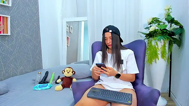 Snapshot of ViictoriiaSaenz chatting on 02-18-26, 04:19 ViictoriiaSaenz online show from 02-18-26, 04:19