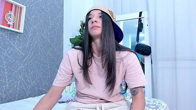 Snapshot of ViictoriiaSaenz chatting on 05-24-26, 06:07 ViictoriiaSaenz online show from 05-24-26, 06:07