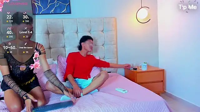 twink royale18 online show from 01-12-26, 05:51