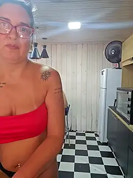 Snapshot of bellafortune69 chatting on 02-15-26, 02:14 bellafortune69 online show from 02-15-26, 02:14