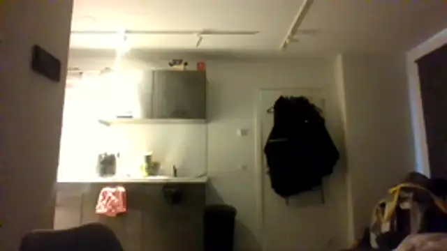 Snapshot of MaxTooHung chatting on 01-09-26, 02:31 MaxTooHung online show from 01-09-26, 02:31