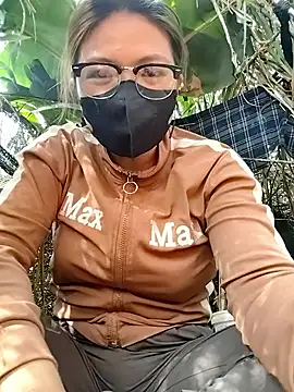 leona118 online show from 04-07-26, 01:17