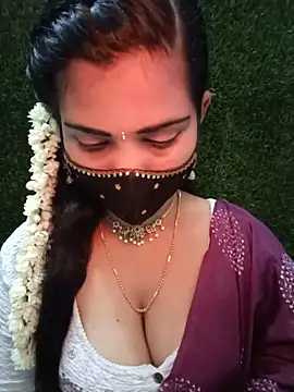 Snapshot of Nithyatamil chatting on 05-14-26, 05:20 Nithyatamil online show from 05-14-26, 05:20