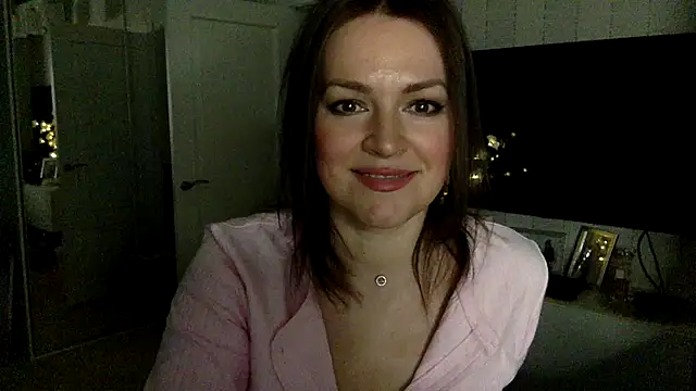 Ivoryne online show from 03-07-26, 12:07