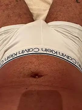 Snapshot of Mr_Tomato chatting on 01-09-26, 11:24 Mr Tomato online show from 01-09-26, 11:24