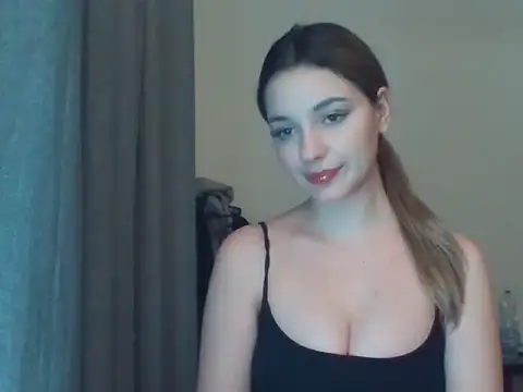 Snapshot of EvelineMagnetic chatting on 03-17-26, 09:18 EvelineMagnetic online show from 03-17-26, 09:18