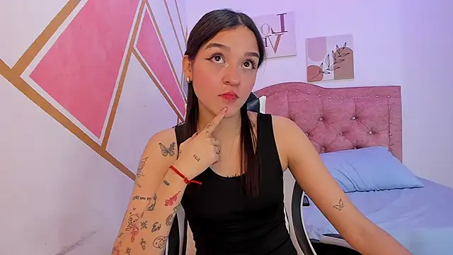 tiny ashly online show from 01-13-26, 11:48