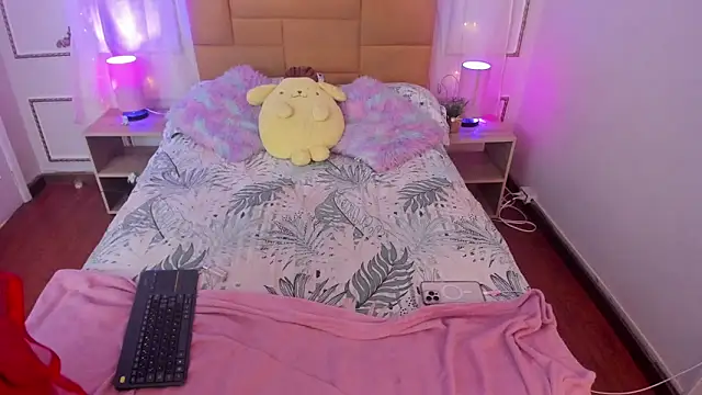 Jenifer James online show from 02-24-26, 07:34