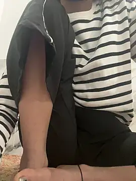 paribaby09 online show from 03-15-26, 04:46