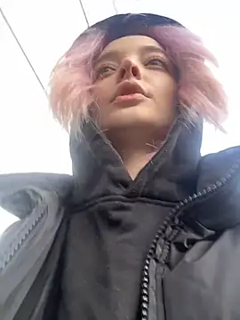 Snapshot of aka_Blonde chatting on 03-08-26, 10:52 aka Blonde online show from 03-08-26, 10:52