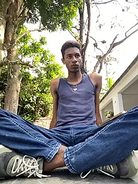 Snapshot of twink_gabrielll chatting on 07-22-26, 01:25 twink gabrielll online show from 07-22-26, 01:25