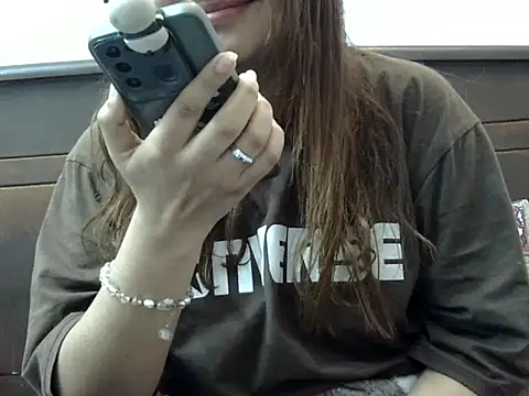 Snapshot of AngelAnaya018 chatting on 02-01-26, 07:01 AngelAnaya018 online show from 02-01-26, 07:01