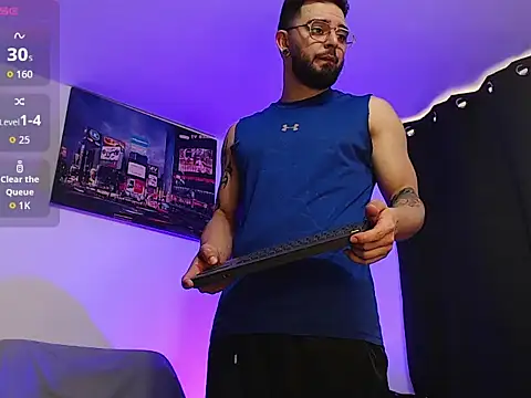 Snapshot of Axel_Stton chatting on 02-13-26, 01:18 Axel Stton online show from 02-13-26, 01:18