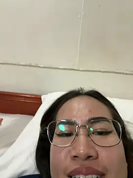 Ponthip online show from 02-04-26, 08:14