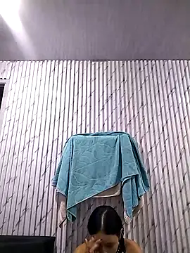 l0lita emi online show from 04-14-26, 11:16