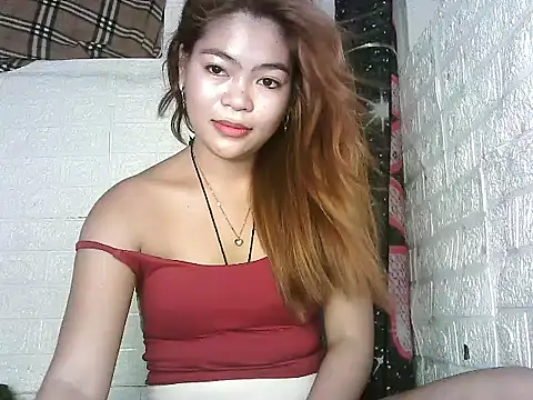 Snapshot of Sexyhotjove chatting on 07-05-26, 02:29 Sexyhotjove online show from 07-05-26, 02:29