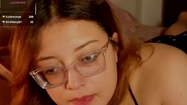 Snapshot of Mia_Franklyn chatting on 05-16-26, 02:19 Mia Franklyn online show from 05-16-26, 02:19