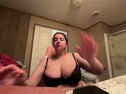 RoxyFoxy2026 online show from 01-14-26, 04:40