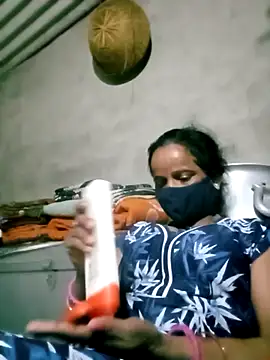 Snapshot of kiiuu_sexe chatting on 02-09-26, 07:34 kiiuu sexe online show from 02-09-26, 07:34