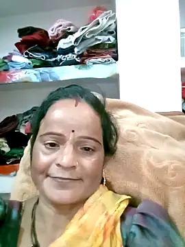 Snapshot of kiiuu_sexe chatting on 02-19-26, 05:14 kiiuu sexe online show from 02-19-26, 05:14