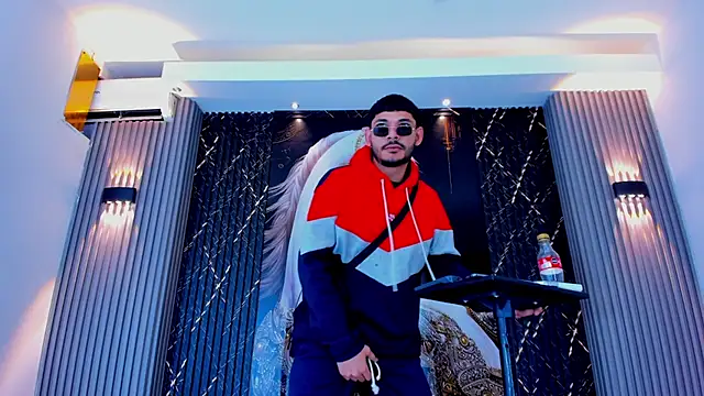 The Gods In Diamonds online show from 03-03-26, 03:45