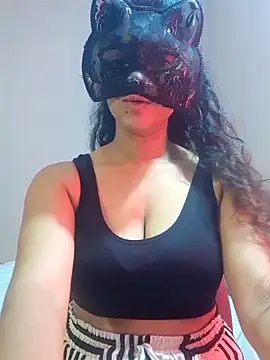 cutehotwife online show from 05-03-26, 06:52