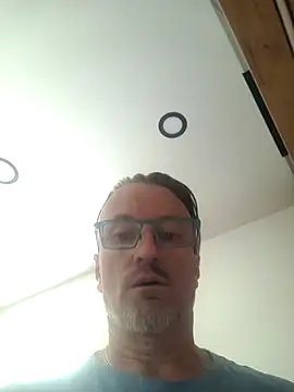 Snapshot of ballegs999 chatting on 07-25-26, 12:14 ballegs999 online show from 07-25-26, 12:14