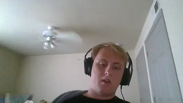 dsommers23 online show from 07-21-26, 01:24