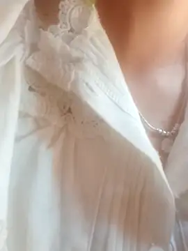 jjennyyy online show from 04-12-26, 01:32