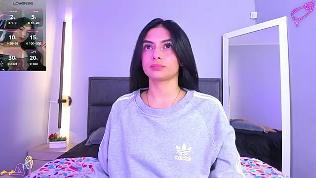 lilith petit  online show from 03-06-26, 12:23