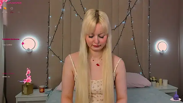AdeleSilvy online show from 05-06-26, 01:36